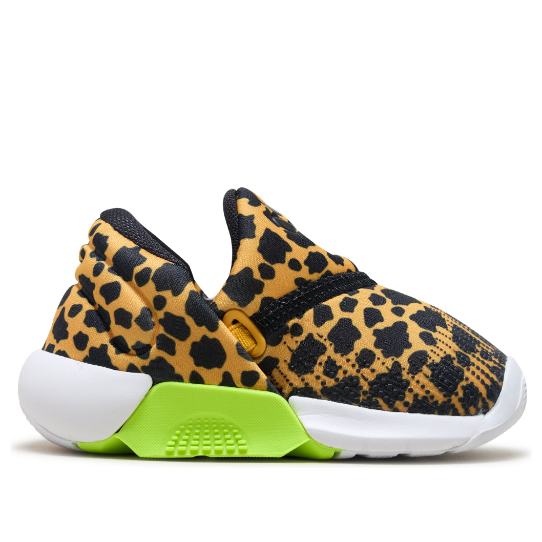 (TD) Nike Swoosh Go 'University Gold Volt' IV5719-700