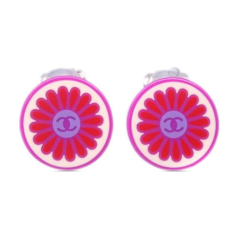 CHANEL 2004 Button Clip on Earrings