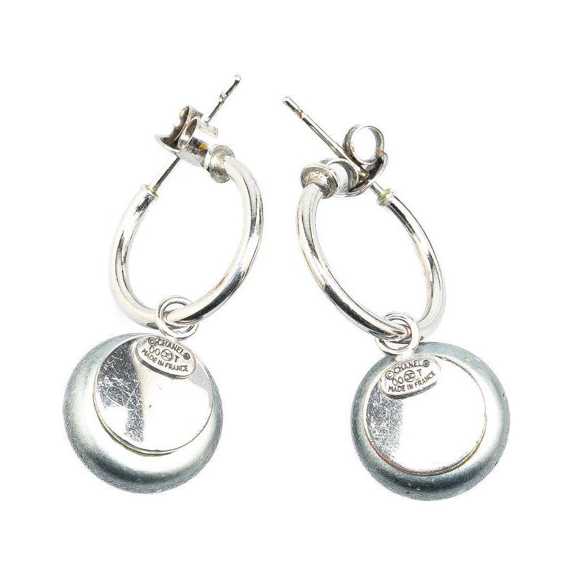 CHANEL 2000 Swing Faux Pearl Push Back Earrings Costume Earrings