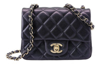 CHANEL Shoulder Bags