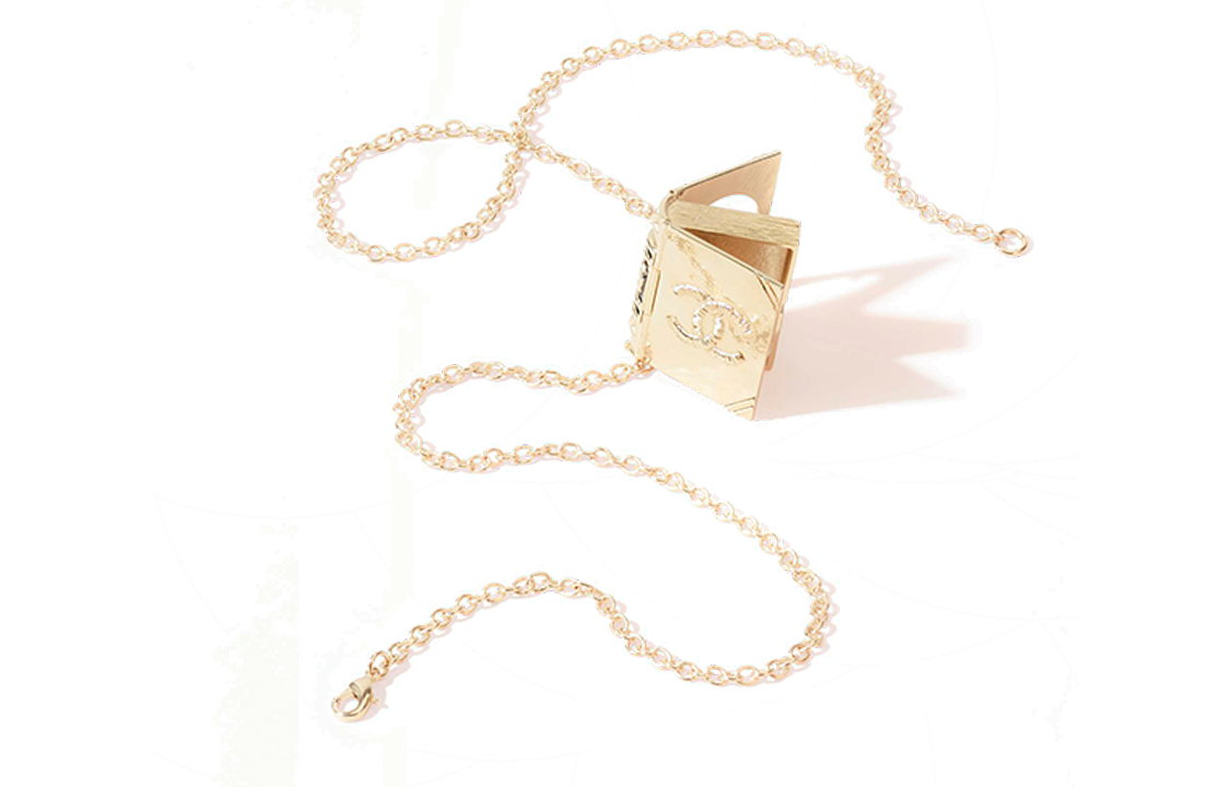 CHANEL 22c Early Spring Metal Necklaces Unisex