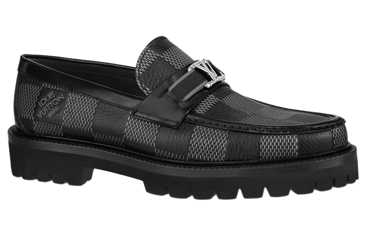 LOUIS VUITTON Leather Loafers