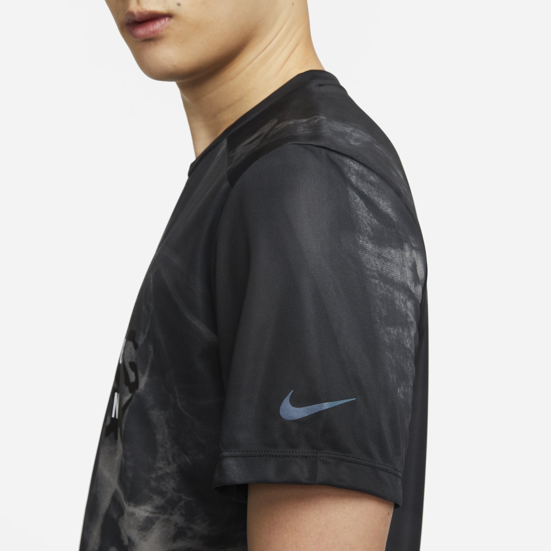 Nike Dri-FIT Run Division Rise 365 T-Shirt 'Black' FB6880-010