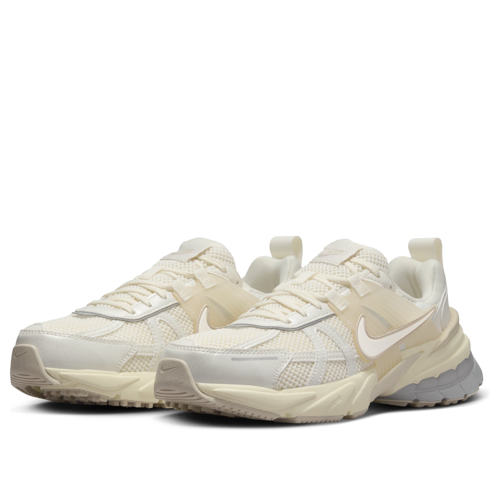(WMNS) Nike V2K Run 'Pale Ivory' HQ1512-110