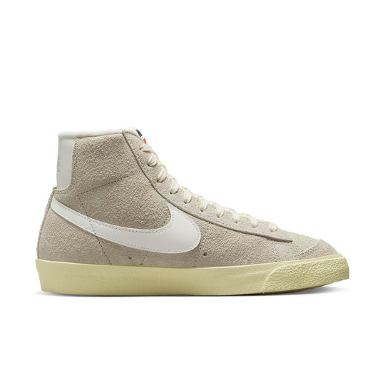 (WMNS) Nike Blazer Mid '77 Vintage 'Light Bone Alabaster' DV7006-001