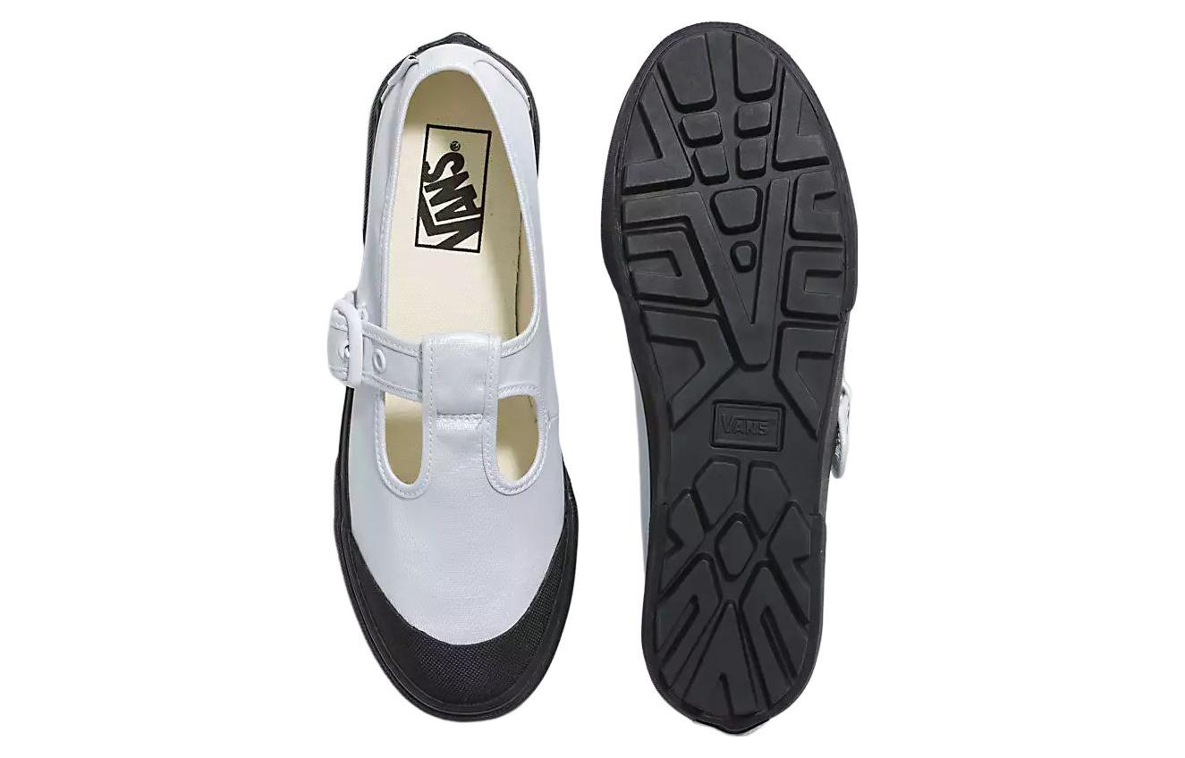 Vans Style 93 Coated Canvas 'White Black' VN0A3XTJW00