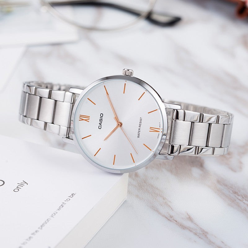 CASIO Quartz Waterproof Silver Analog LTP-VT01D-7B