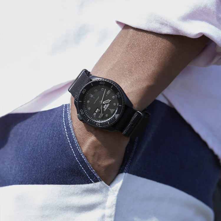SEIKO 5 Sports Mechanical Gray Black SRPD79K1