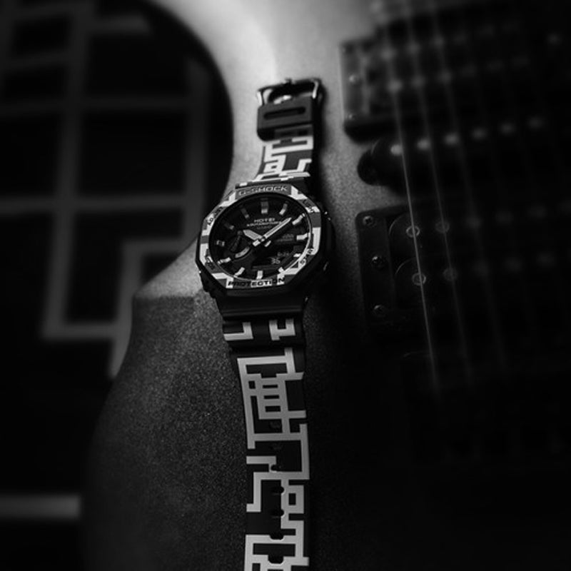 CASIO G-Shock Analog-Digital 'Black White' GA-2100HT-1AER