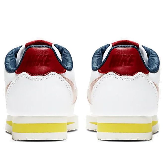 (WMNS) Nike Cortez 'Coral Stardust' 807471-114