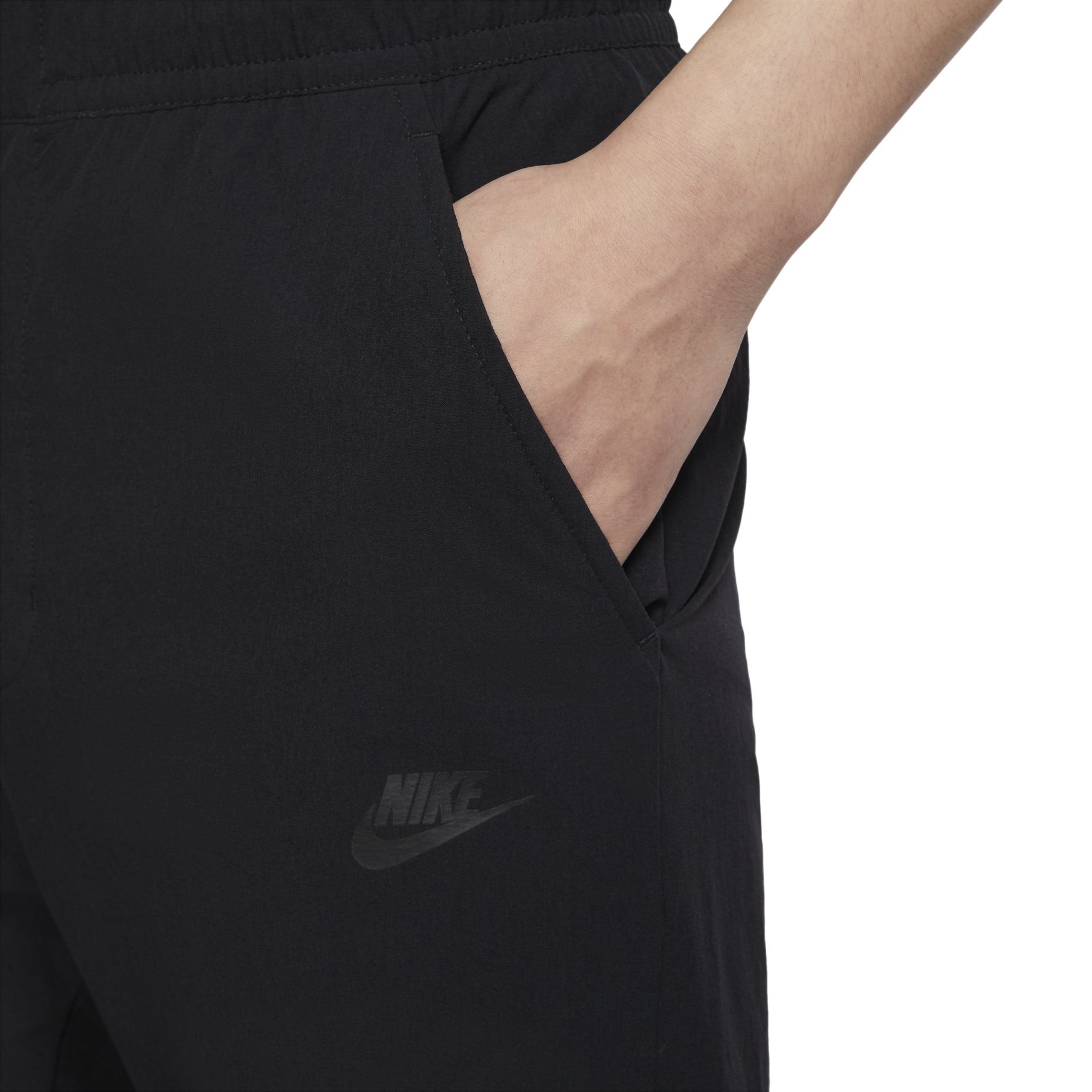 Men's Nike SportswearCommuter Elastic Waistband Woven Solid Color Sports Pants Black DM6622-010