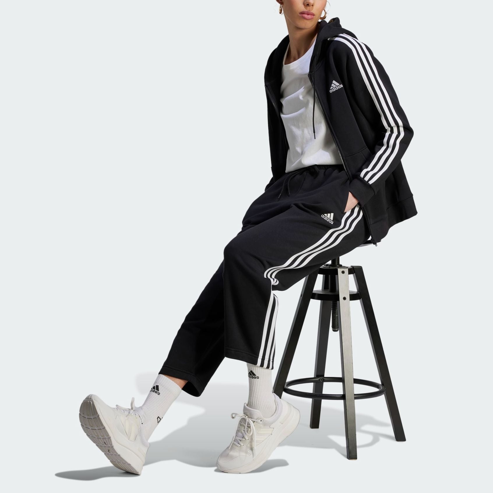 adidas Essentials 3-Stripes Open Hem Sweatpants 'Black' HZ5748