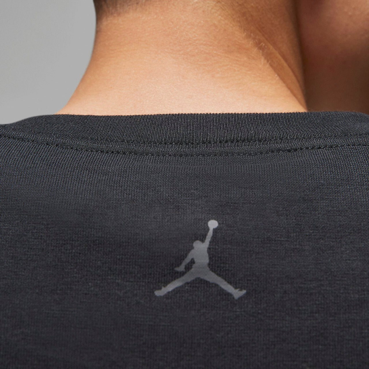 (WMNS) Air Jordan Super Crop Long-Sleeve Graphic T-Shirt 'Black' FD0107-010