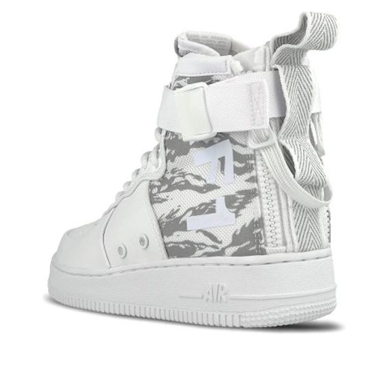Nike SF Air Force 1 Mid 'Winter Camo' AA1129-100