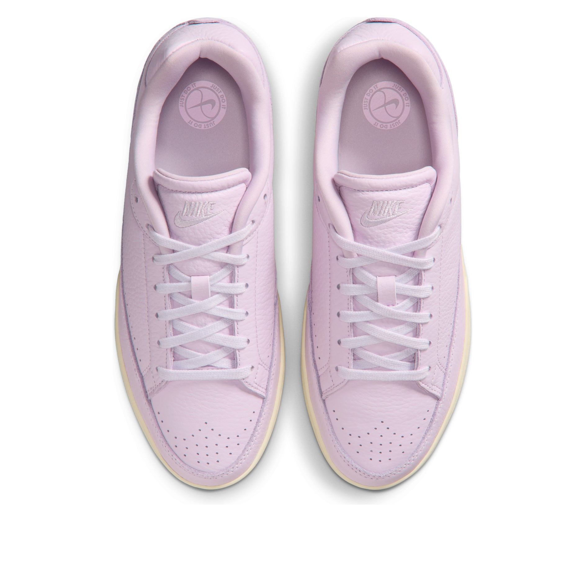 (WMNS) Nike Tennis Centre 'Bleached Lilac Muslin' IM5955-500