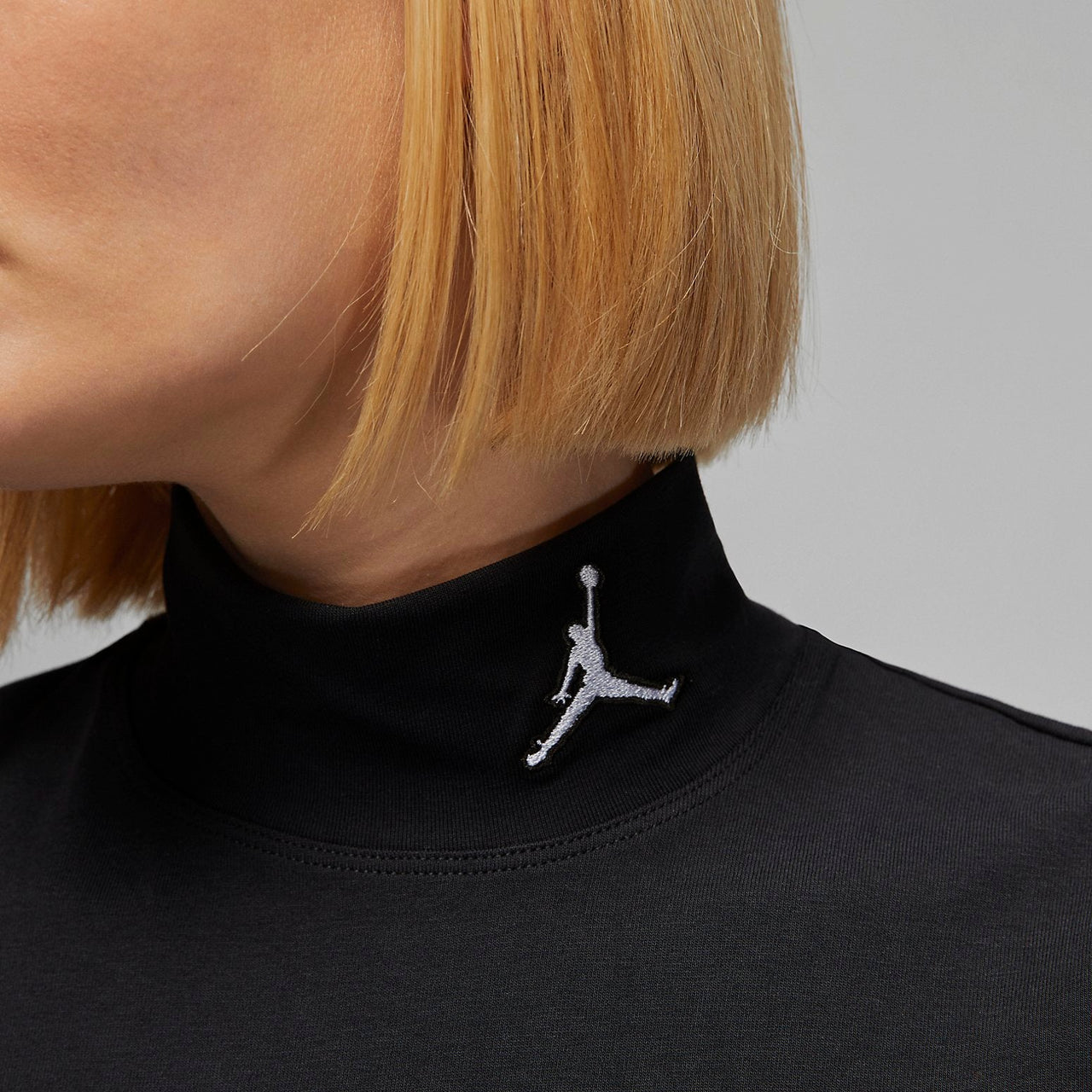 (WMNS) Air Jordan Flight Long Sleeve Mock Neck Top 'Black' DQ4619-010