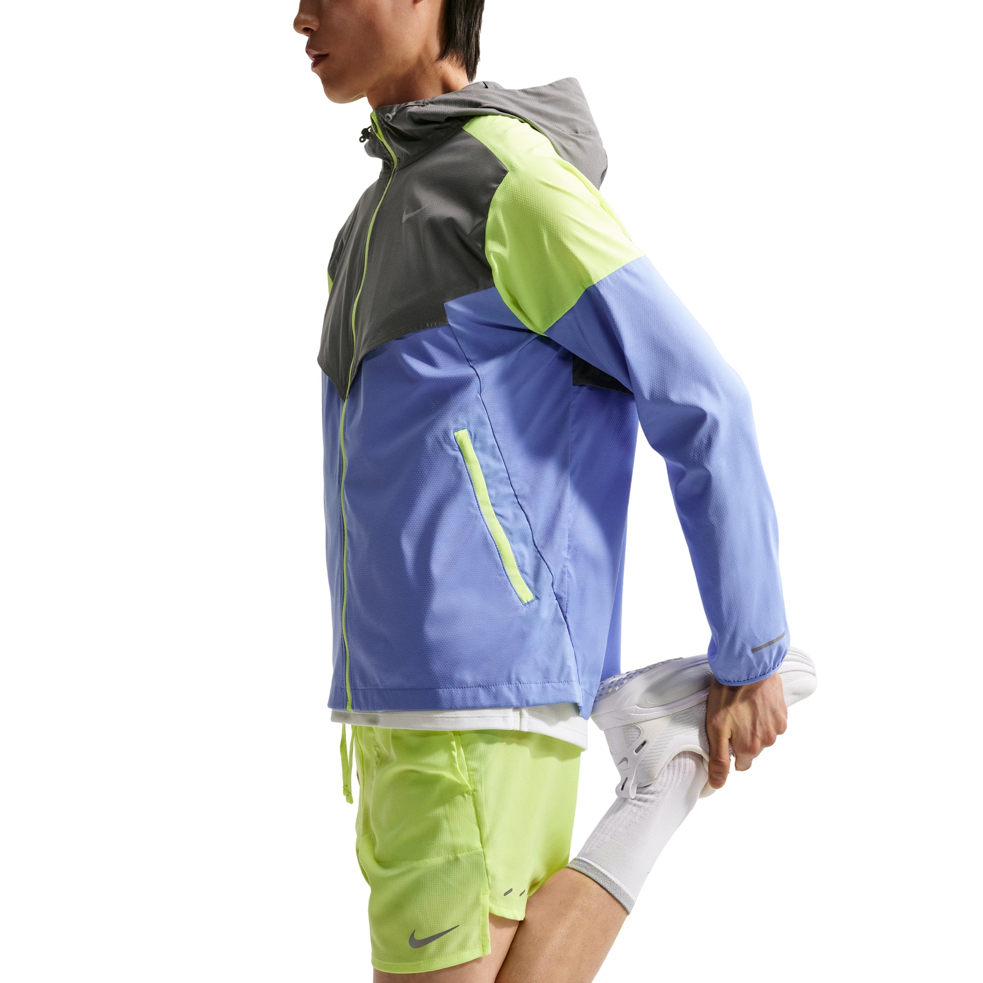 Nike Stride Dri-FIT 7-inch Brieflined Shorts 'Bolt Ice' IF2047-737