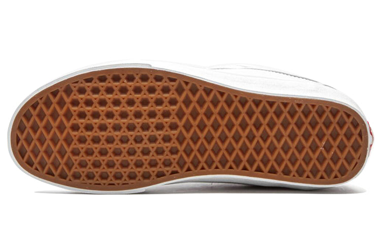 Vans Chukka Low Stylish Low Top Casual Skate Shoes White VN000NKA2LD