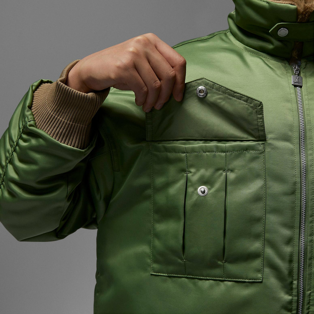 (WMNS) Air Jordan Renegade Jacket Asia Sizing 'Sky J Light Olive' FB5089-340