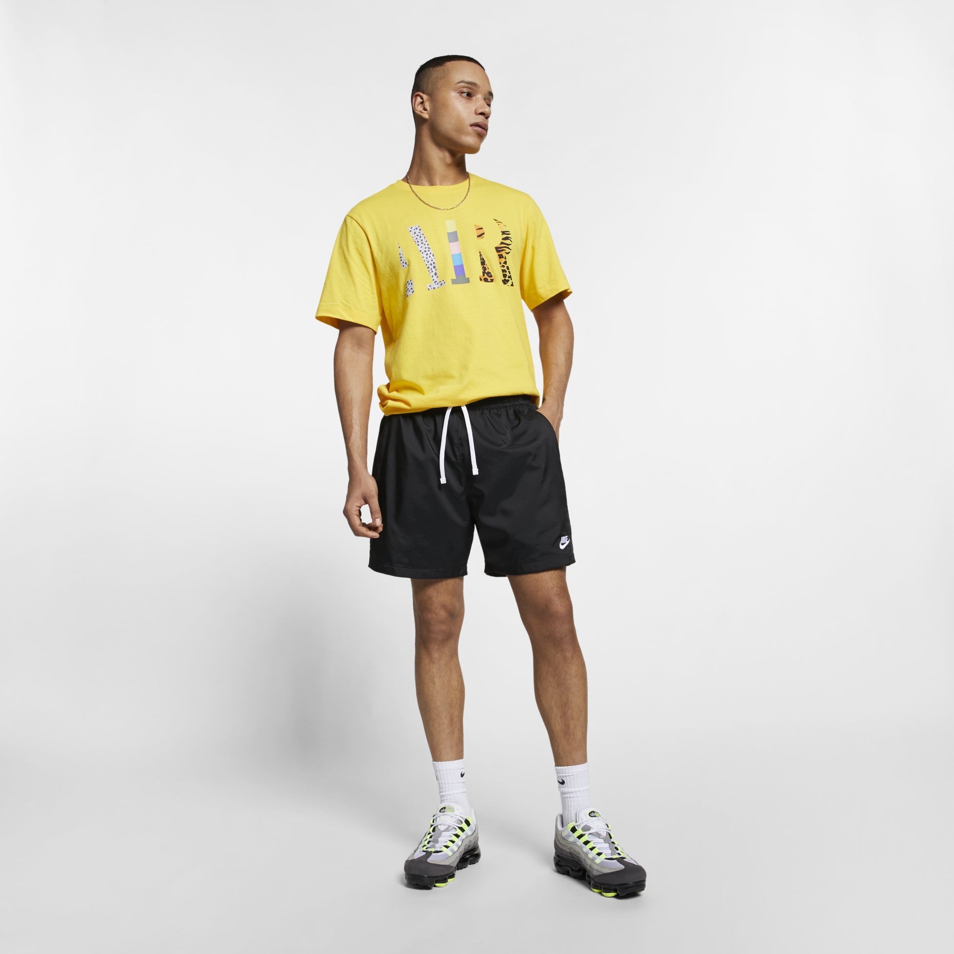 Nike Sportswear WVN Short Asia Sizing 'Flow Black' AR2383-010