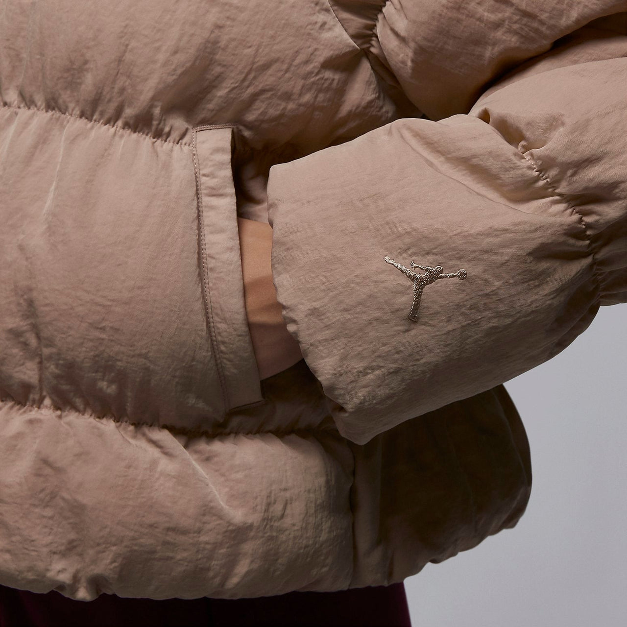 (WMNS) Air Jordan Puffer Jacket 'Desert' FB5150-277