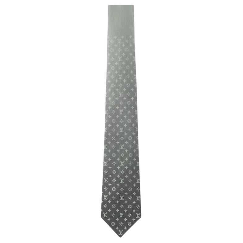 LOUIS VUITTON Mulberry Silk Ties Men's Green