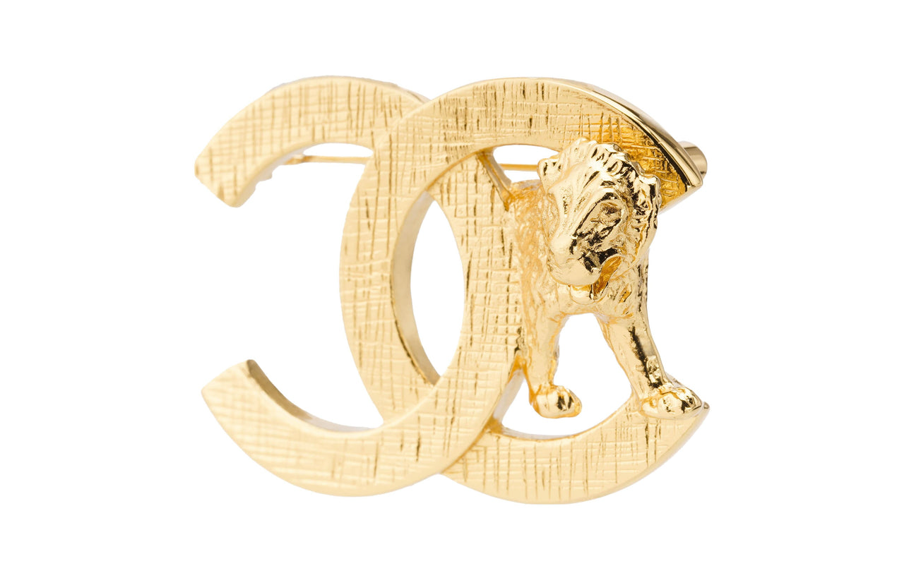 CHANEL Lion Metal Earrings