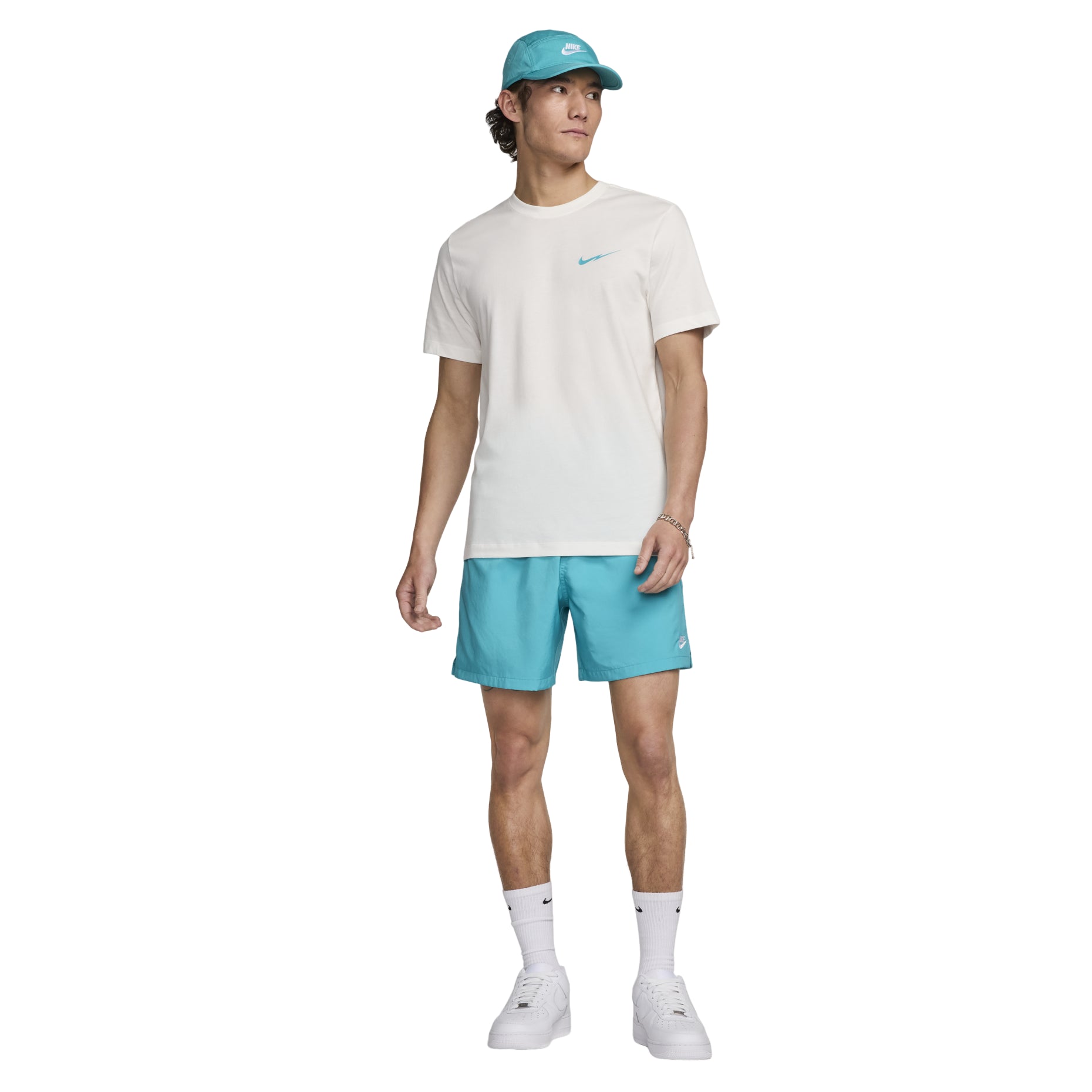 Nike Sportswear Swoosh T-Shirt Asia Sizing 'Sail' FZ5418-133