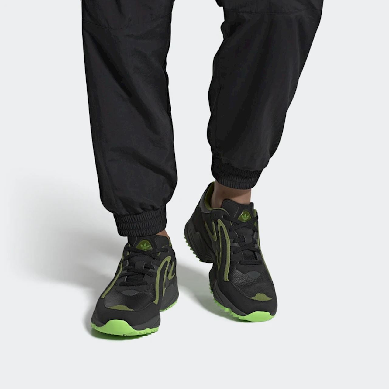 adidas originals Yung-96 Cozy Wear-Resistant Running Shoes Black Green Unisex 'Black Green' EF8973