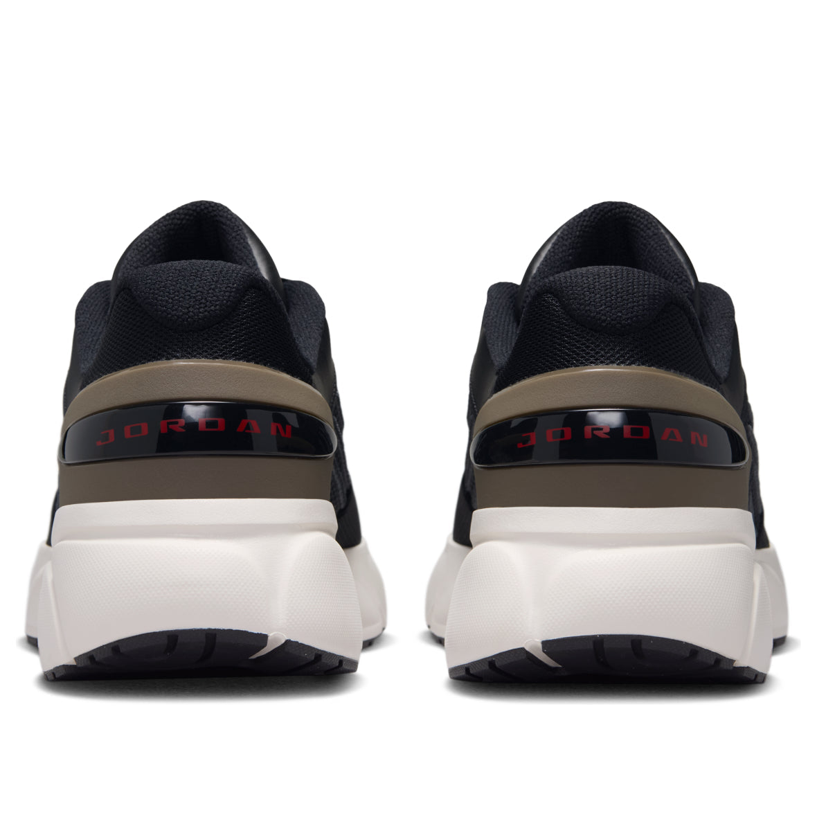 Air Jordan Trunner Flow 'Black Palomino' IO2091-006
