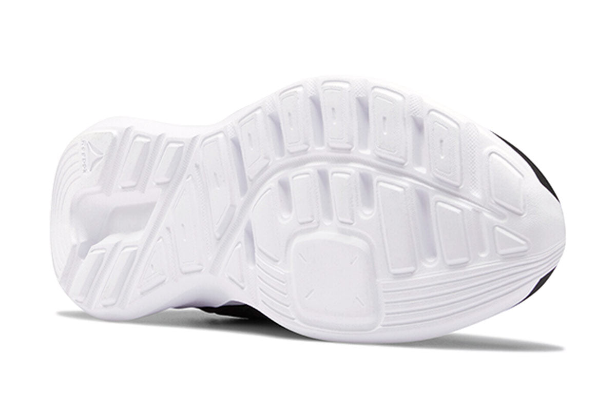 (WMNS) Reebok Quick Motion Black/White DV6178