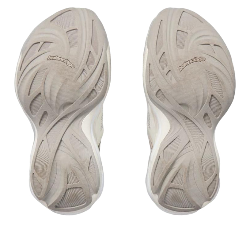 (WMNS) Balenciaga Jet Sneaker 'Eggshell' 872640WMRTN9191