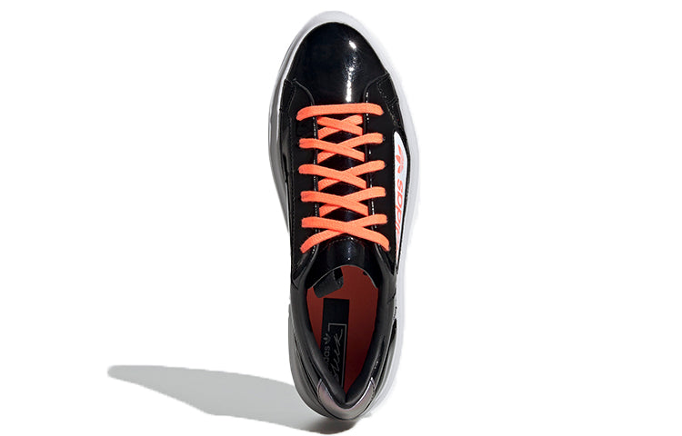 (WMNS) adidas Sleek Super 'Black Signal Coral' EF4954