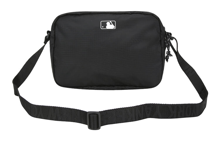 MLB String New York Yankees Logo Messenger Bag Black 32BGD4011-50L
