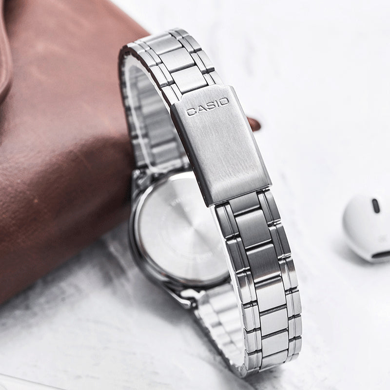 CASIO Quartz Waterproof SilverPink Analog LTP-V005D-4B2