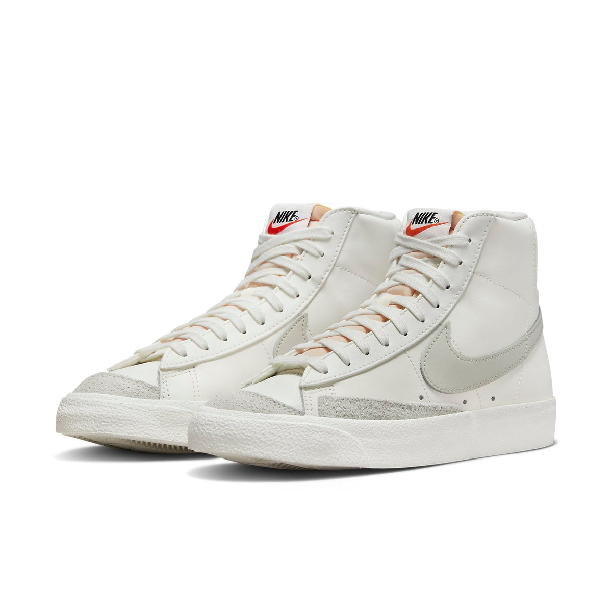 (WMNS) Nike Blazer Mid '77 Vintage 'Sail Light Bone' CZ1055-120