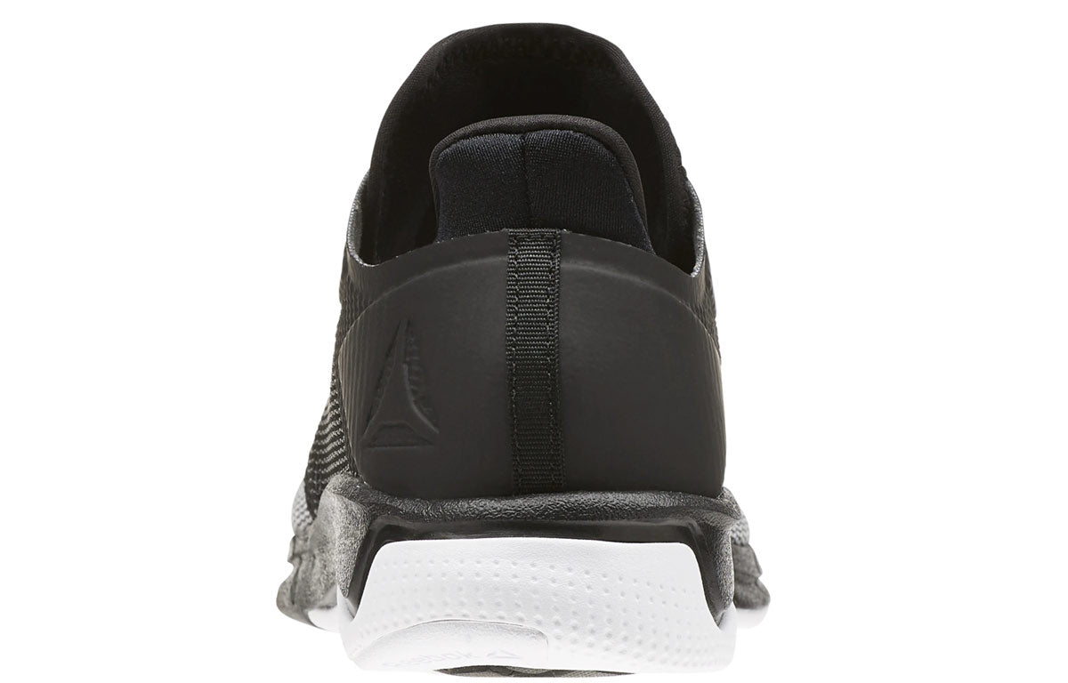 (WMNS) Reebok Fast Flexweave Black/White CN2535