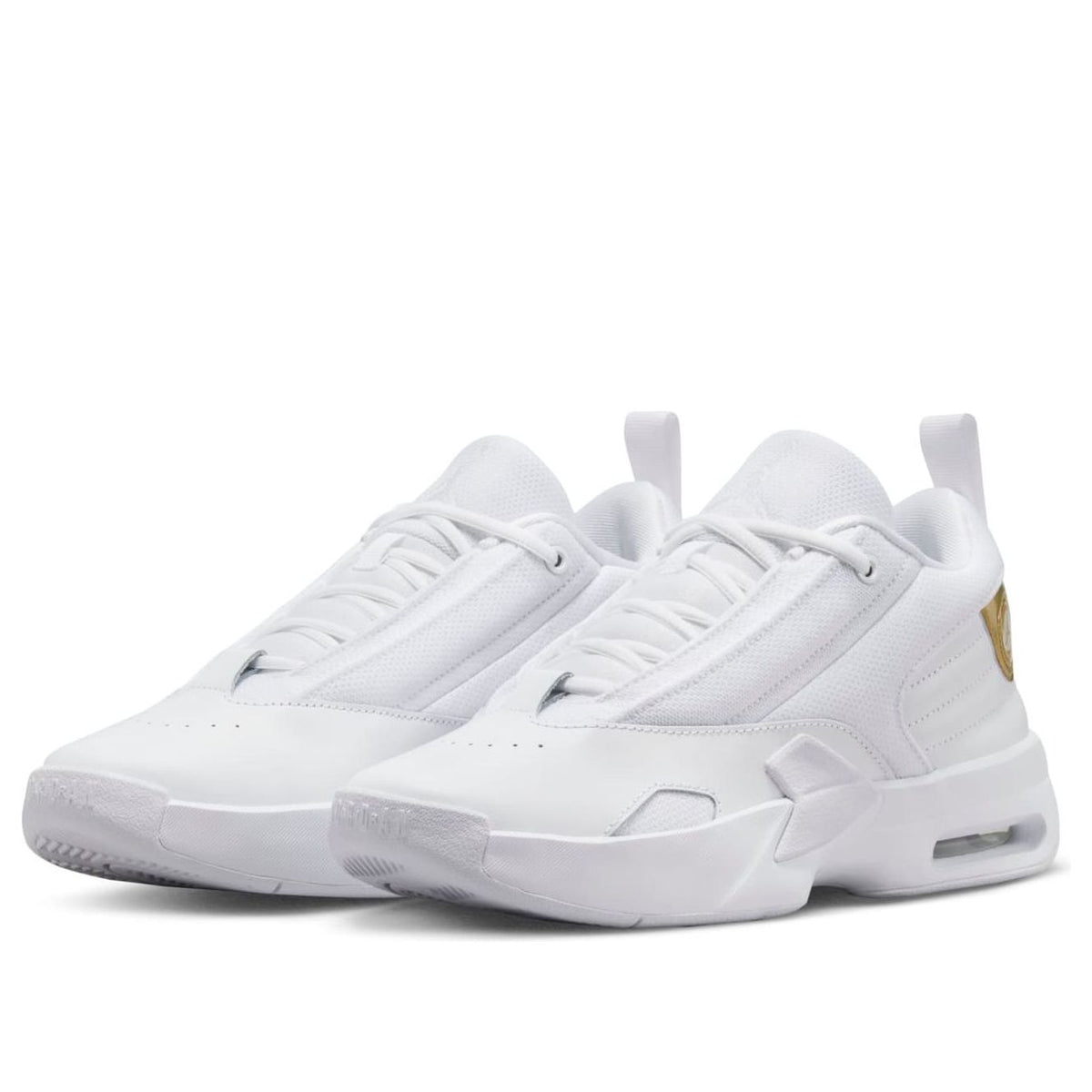 (WMNS) Air Jordan Max Aura 6 'White Metallic Gold' FQ7943-117