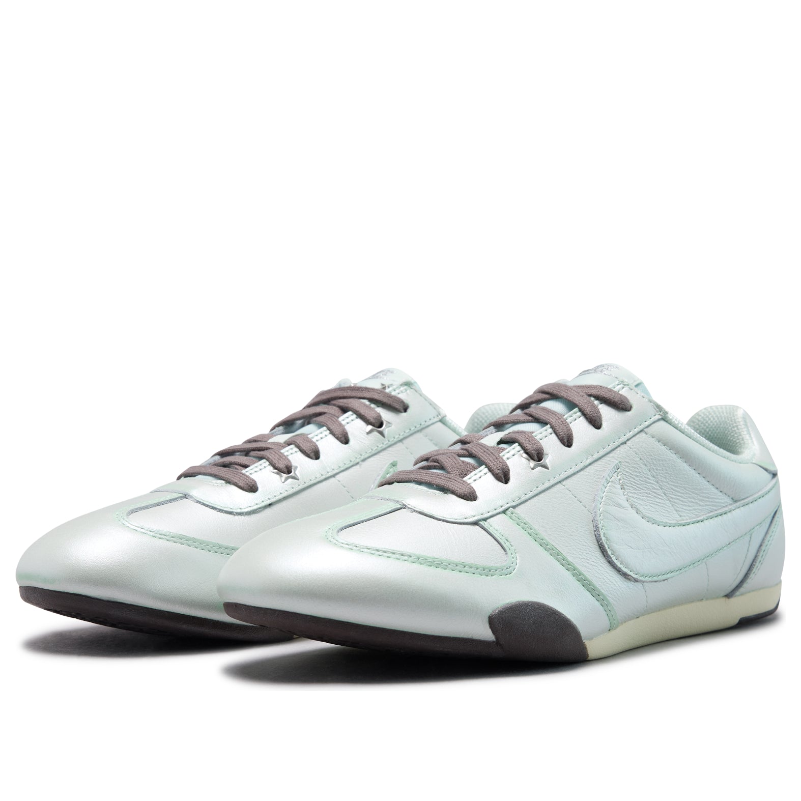 (WMNS) Nike Sprint Sister 'Metallic Silver Cave Stone' IW2341-001