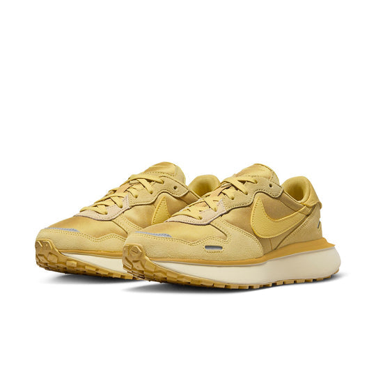 (WMNS) Nike Phoenix Waffle 'University Gold' FJ1409-700