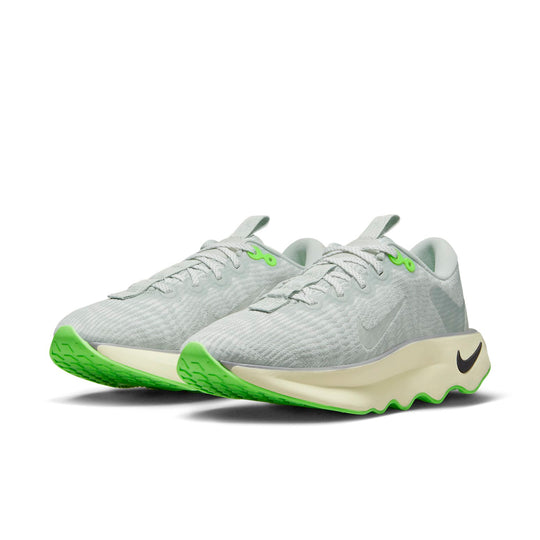 (WMNS) Nike Motiva Running Shoes 'Light Silver Green Strike' DV1238-002