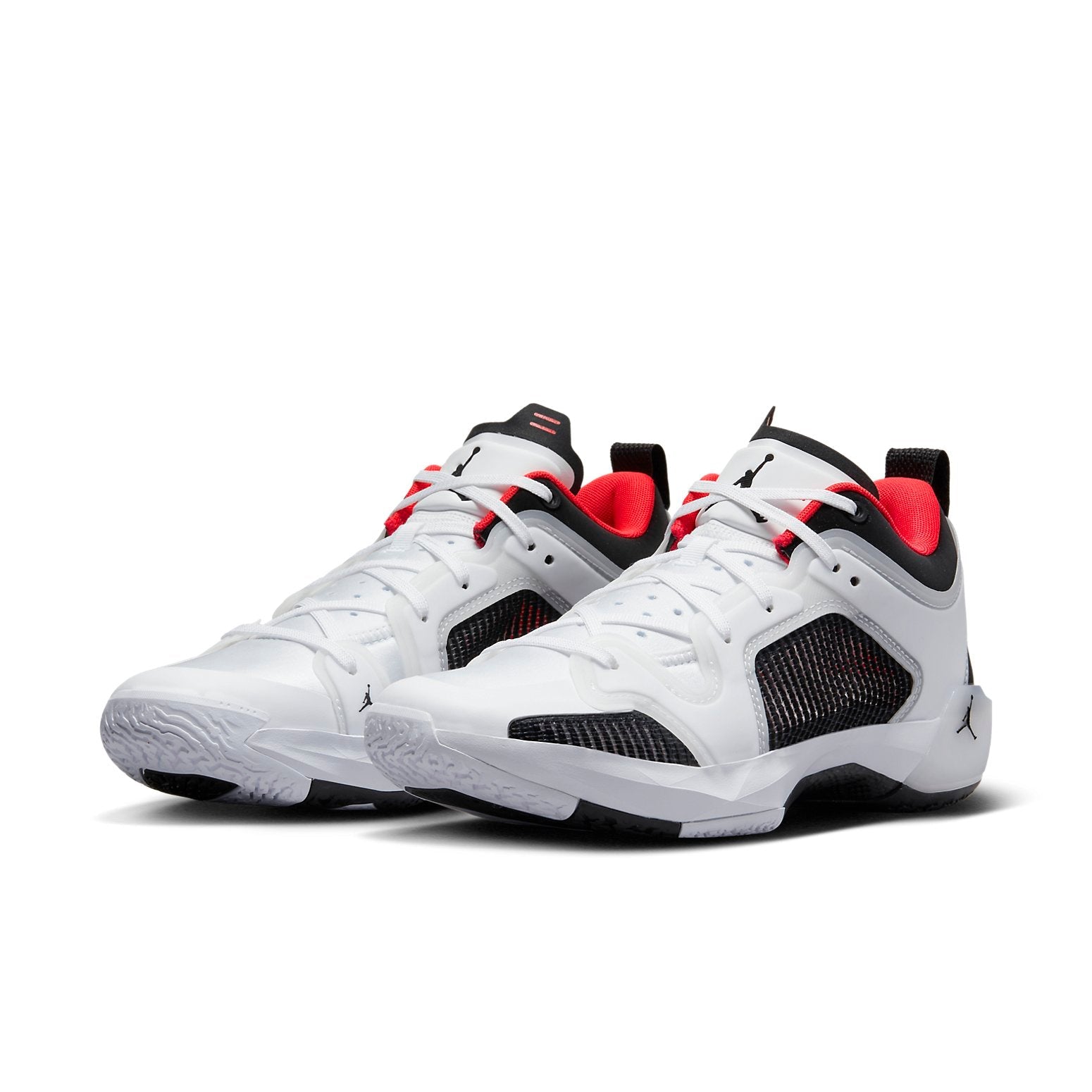 Air Jordan 37 Low 'Siren Red' DQ4122-100