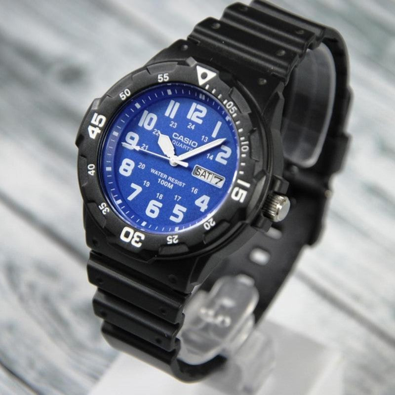 CASIO DIVER LOOK Series Water Proof Waterproof Blue Analog MRW-200H-2B2