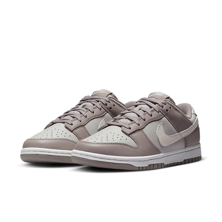 (WMNS) Nike Dunk Low 'Bone Beige' FD0792-001