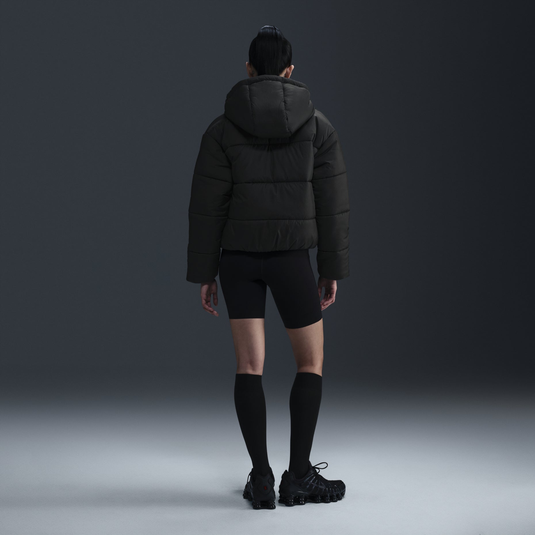 (WMNS) Nike Sportswear Classic Puffer Therma-Fit Loose Hooded Jacket Asia Sizing 'Black White' FZ5900-010