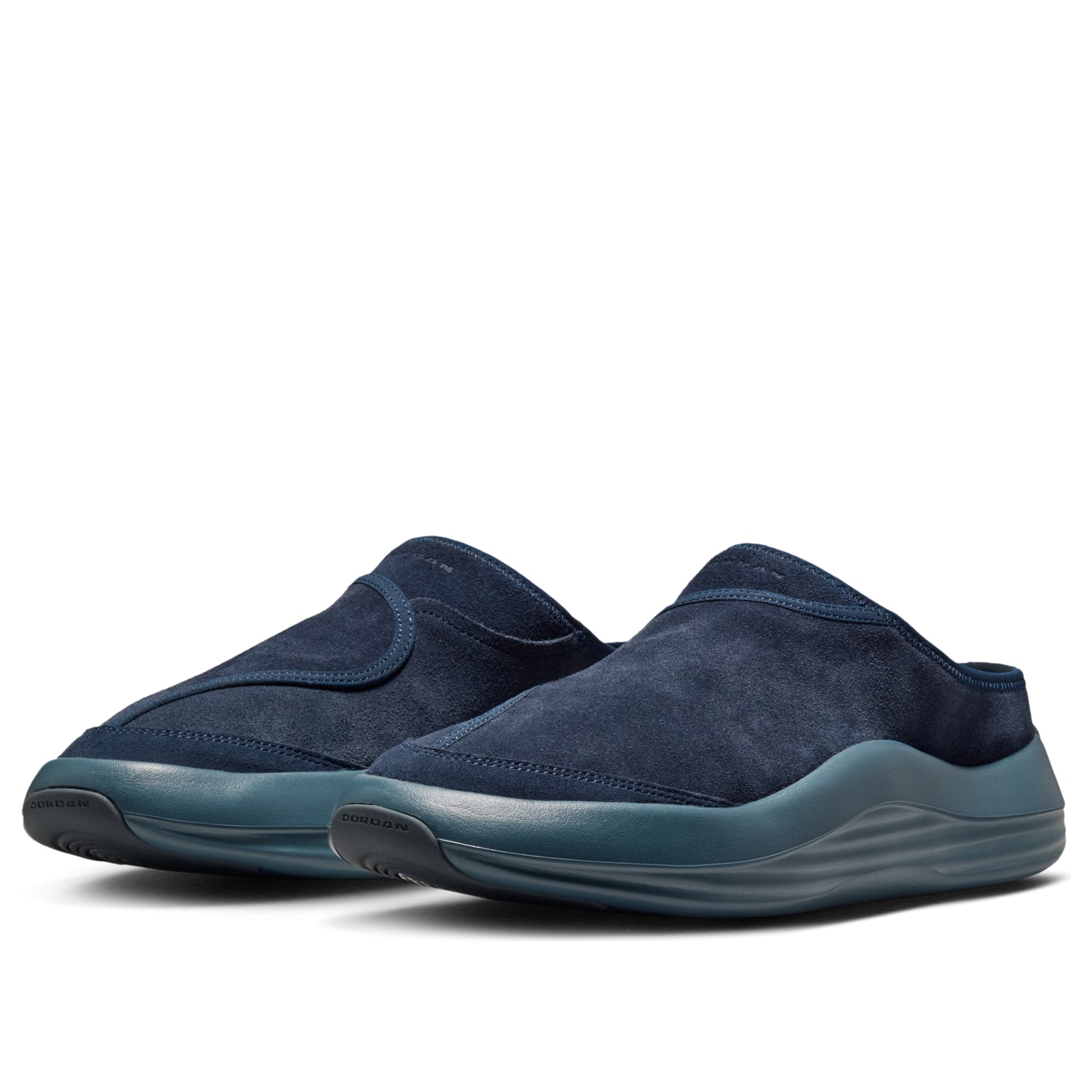 Air Jordan Future Mule 'Dark Obsidian' HV5073-400
