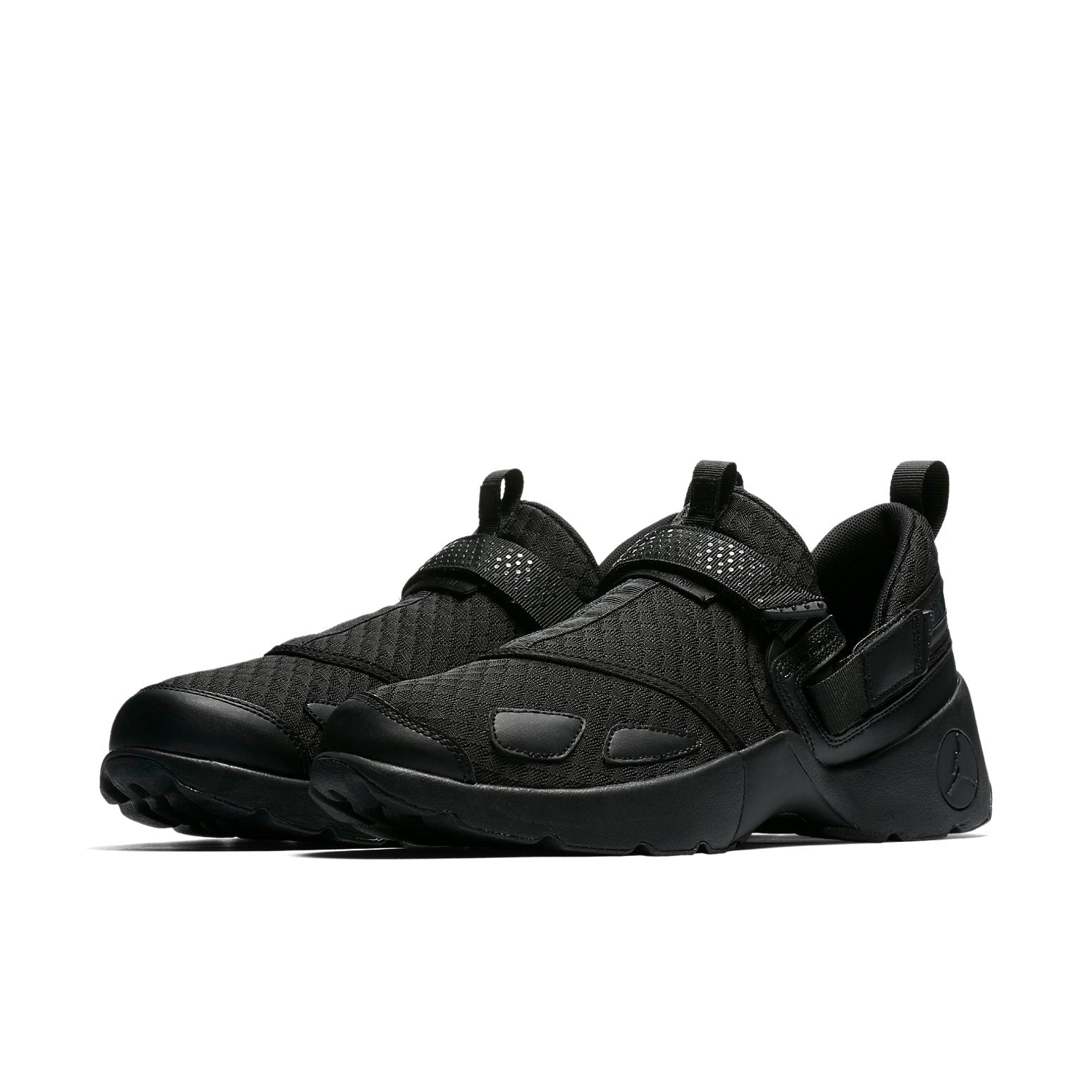 Air Jordan Trunner LX 'Triple Black' 897992-020