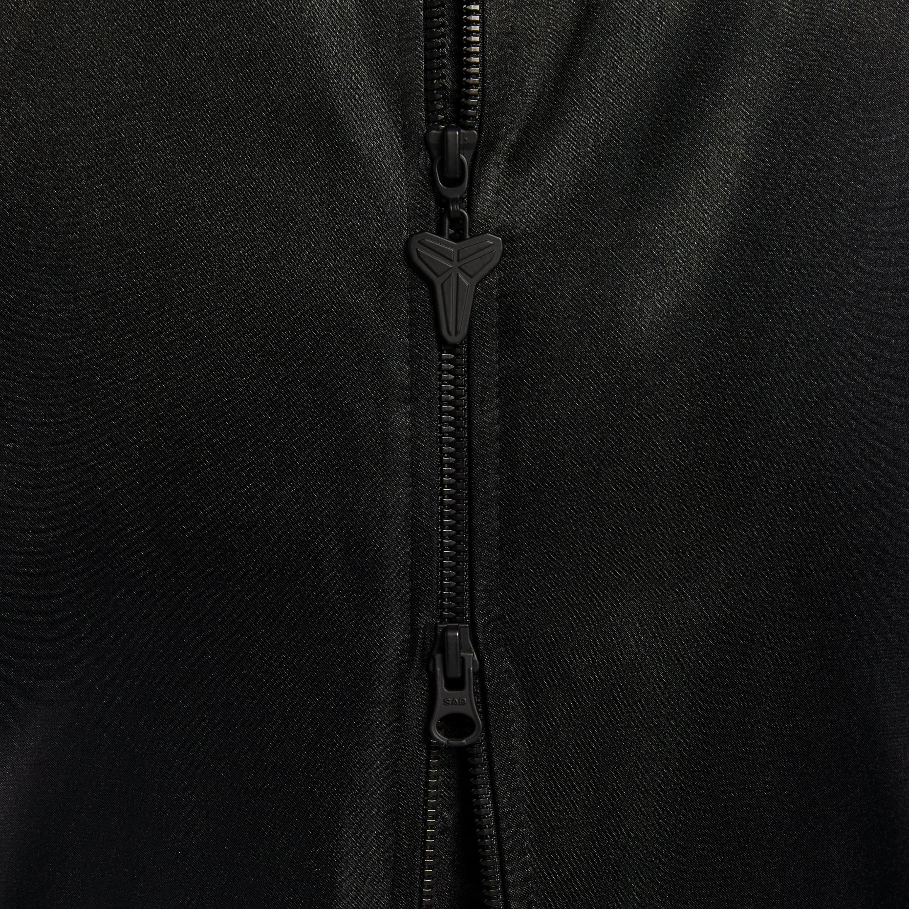 Nike Kobe Therma-FIT Insulated Jacket Asia Sizing 'Year of Mamba Black' HQ4696-010