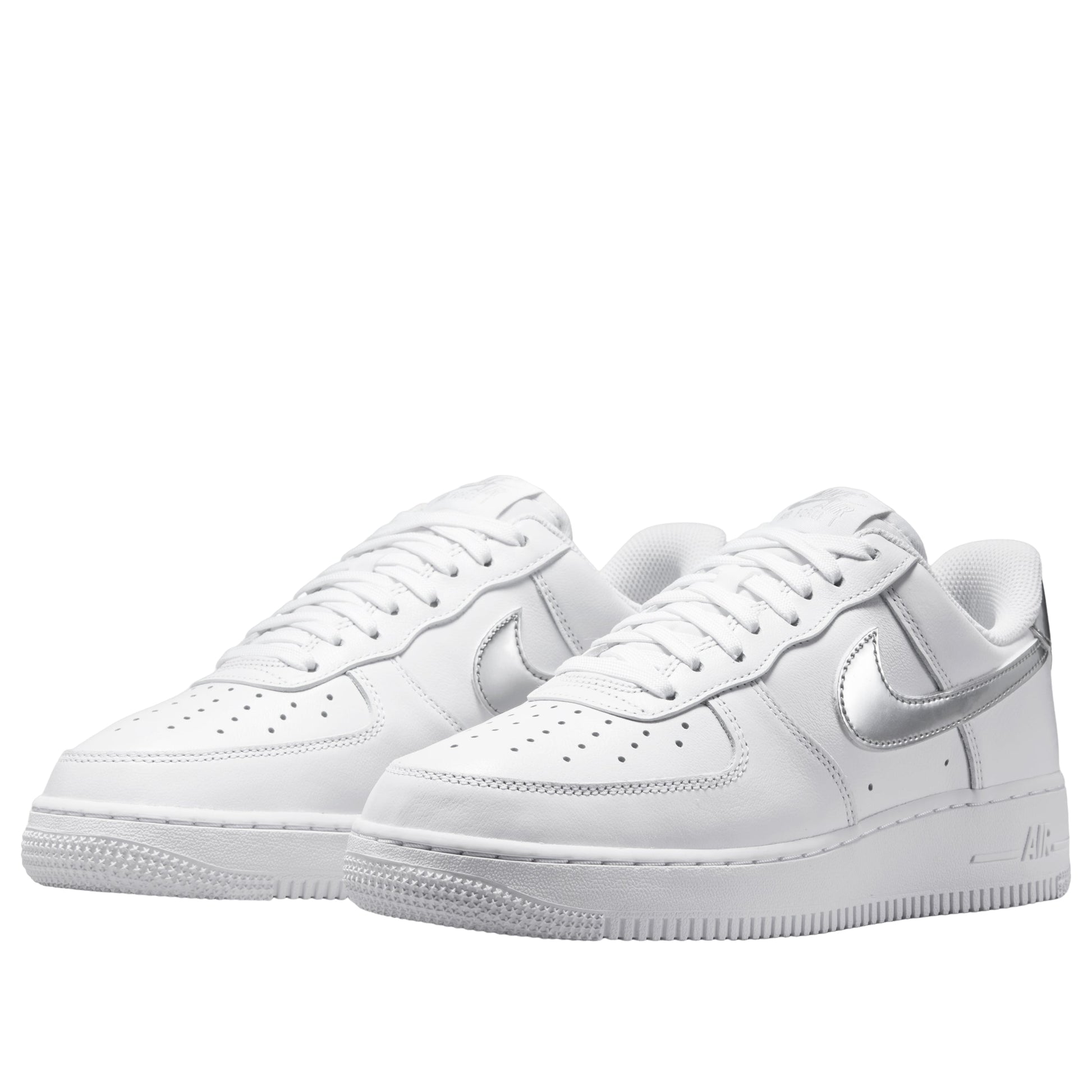 (WMNS) Nike Air Force 1 '07 SE 'White Metallic Silver' IV5102-100