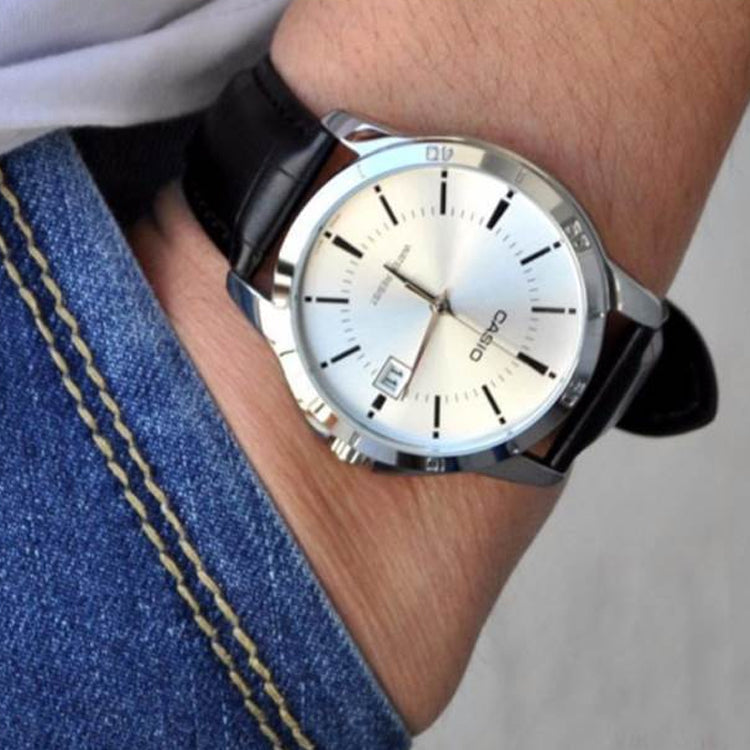 CASIO DRESS Men's Standard Stainless Steel Date Silver Dial Black/White Quartz Waterproof Mens SilverBlack Analog MTP-V004L-7A